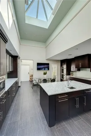 111 Ocean Avenue Newport RI 02840