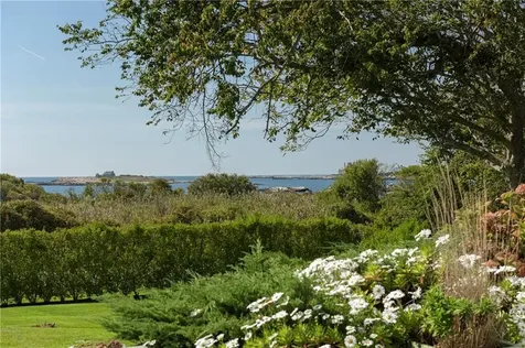 111 Ocean Avenue Newport RI 02840