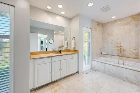 111 Ocean Avenue Newport RI 02840