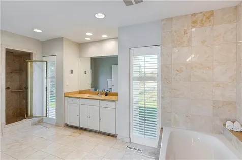 111 Ocean Avenue Newport RI 02840