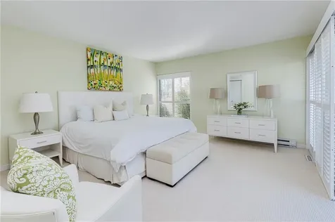111 Ocean Avenue Newport RI 02840