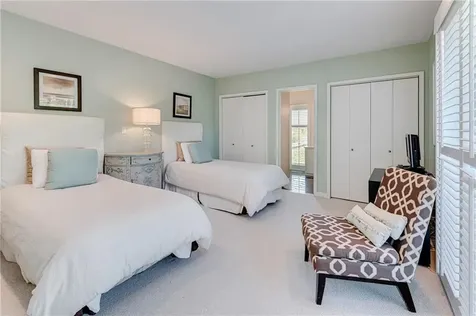 111 Ocean Avenue Newport RI 02840