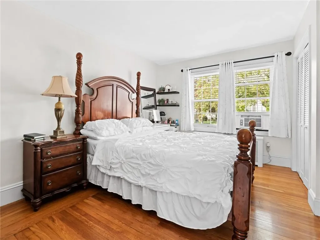 190 Auburn Street Cranston RI 02910