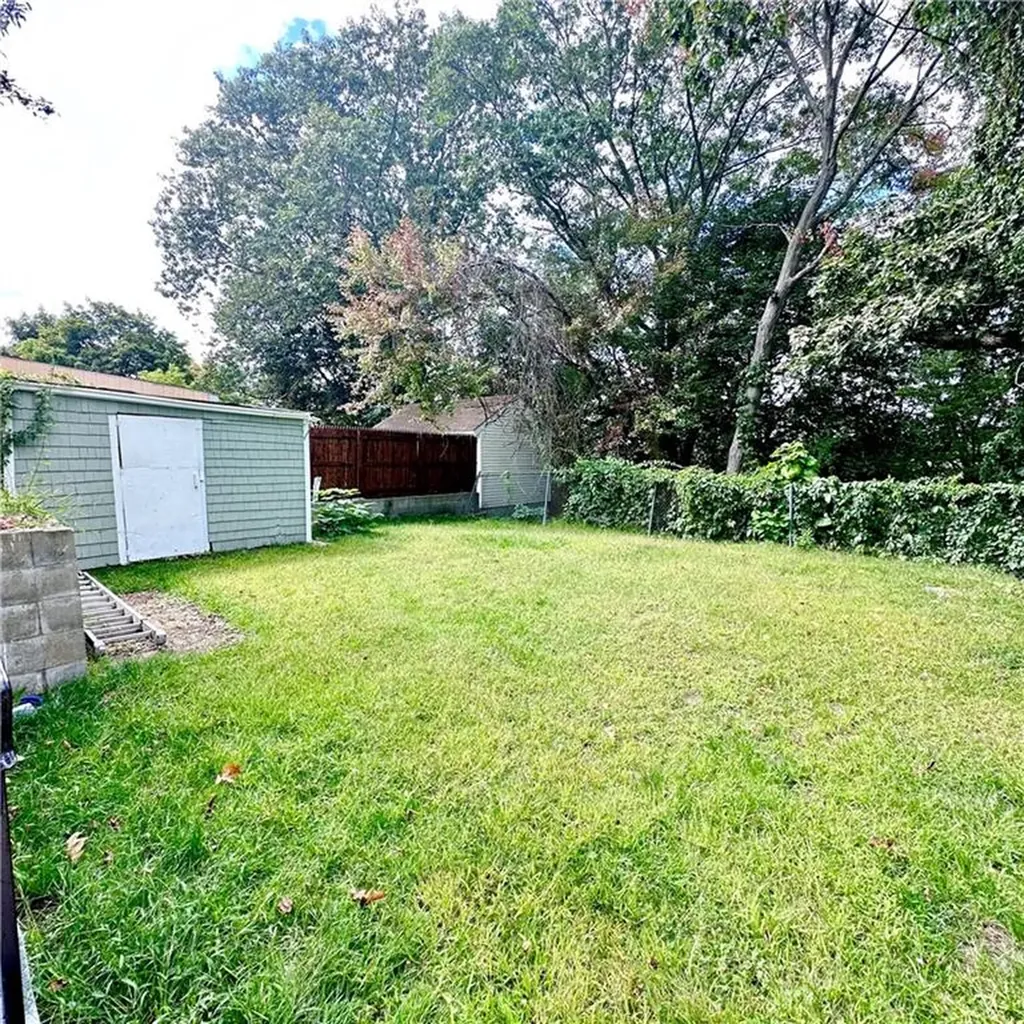 159 161 Grand Street Woonsocket RI 02895