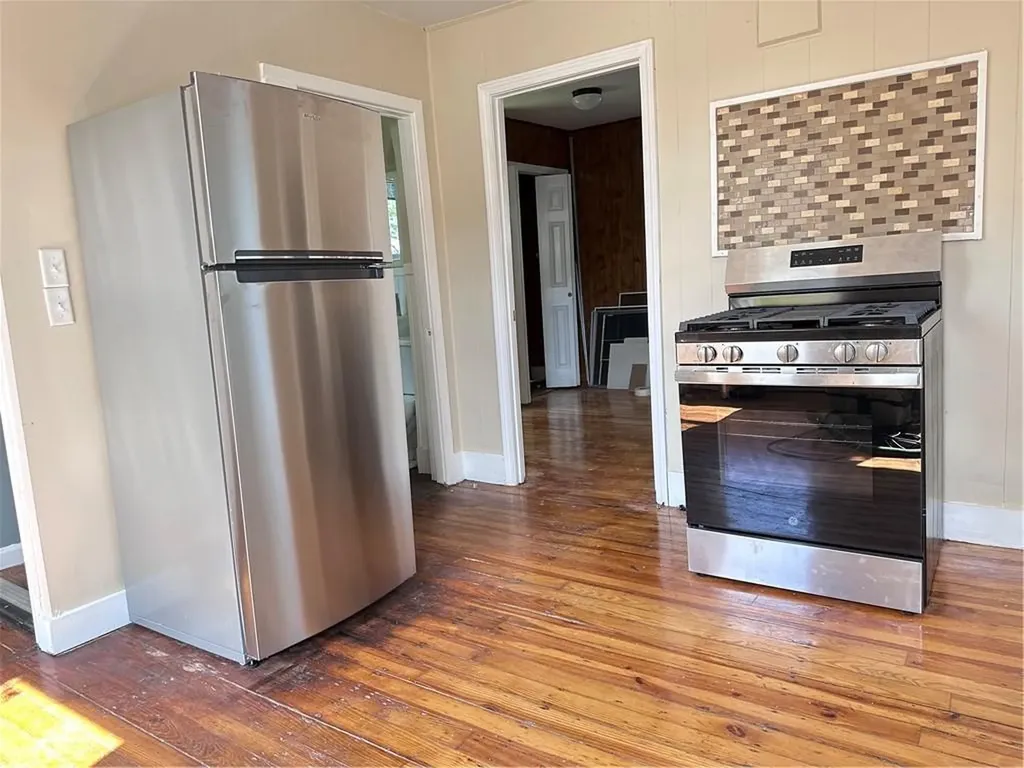 159 161 Grand Street Woonsocket RI 02895