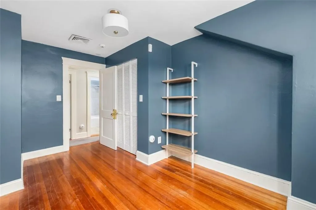 107 Sheffield Avenue Pawtucket RI 02860