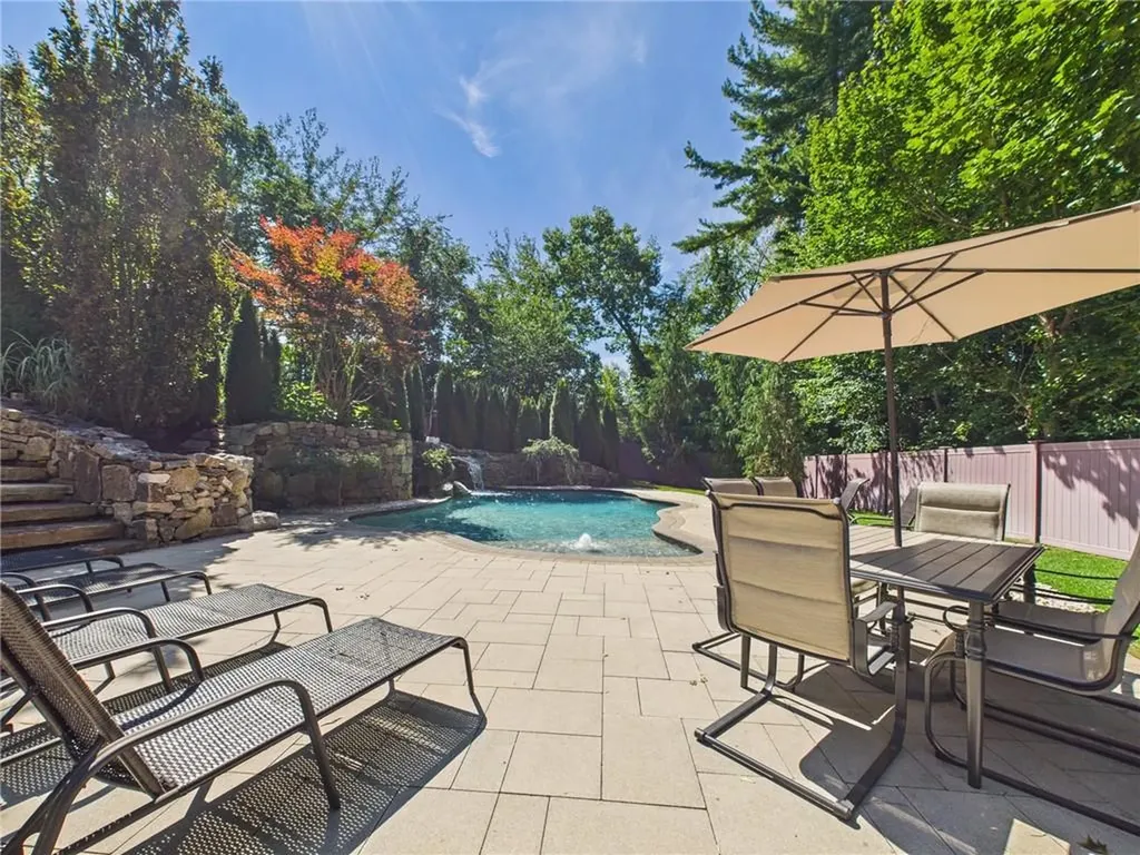 2 Valley View Drive Johnston RI 02919