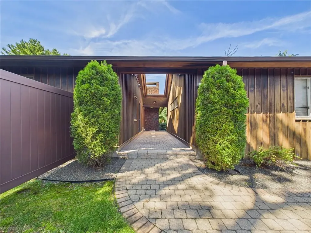 2 Valley View Drive Johnston RI 02919