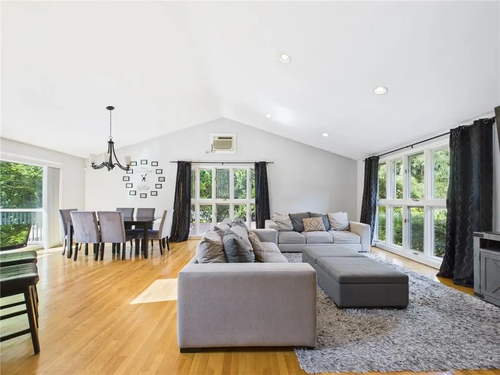 2 Valley View Drive Johnston RI 02919