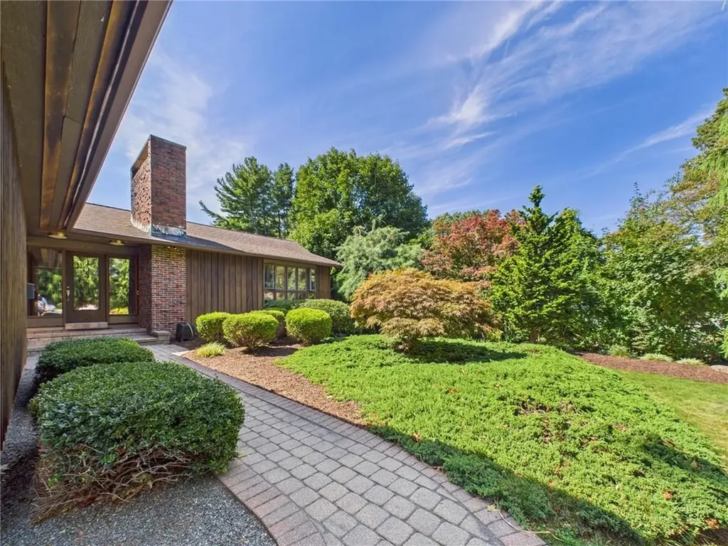 2 Valley View Drive Johnston RI 02919