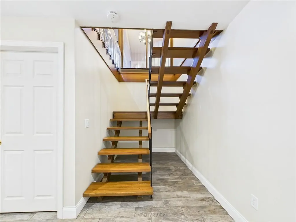 2 Valley View Drive Johnston RI 02919