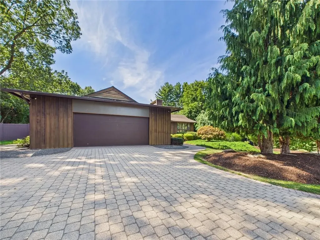 2 Valley View Drive Johnston RI 02919