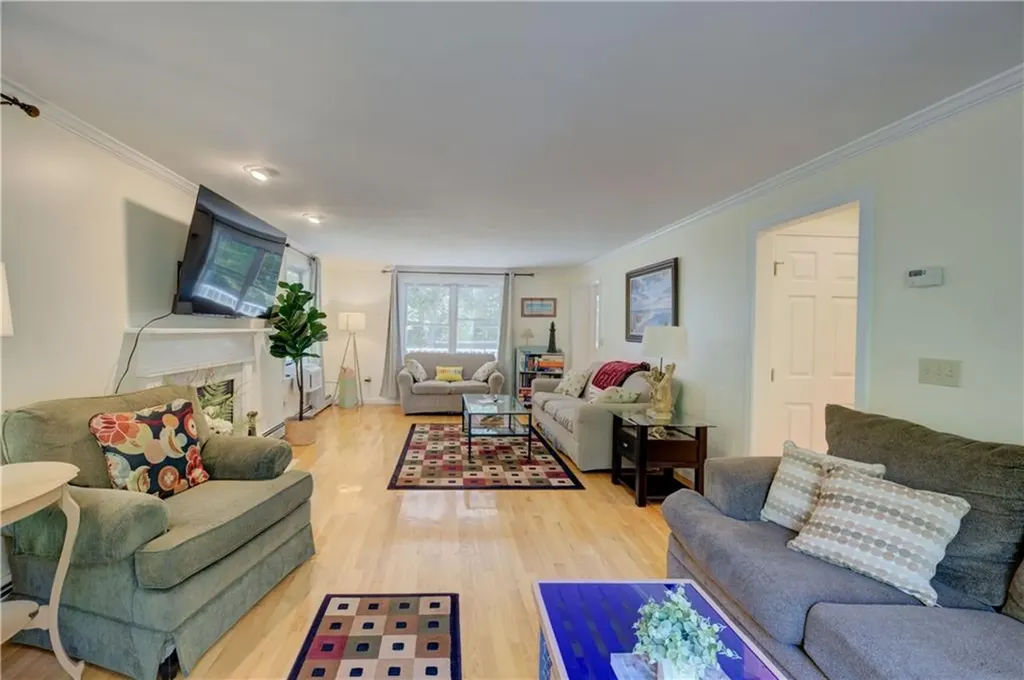 34 Deer Run Road Charlestown RI 02813