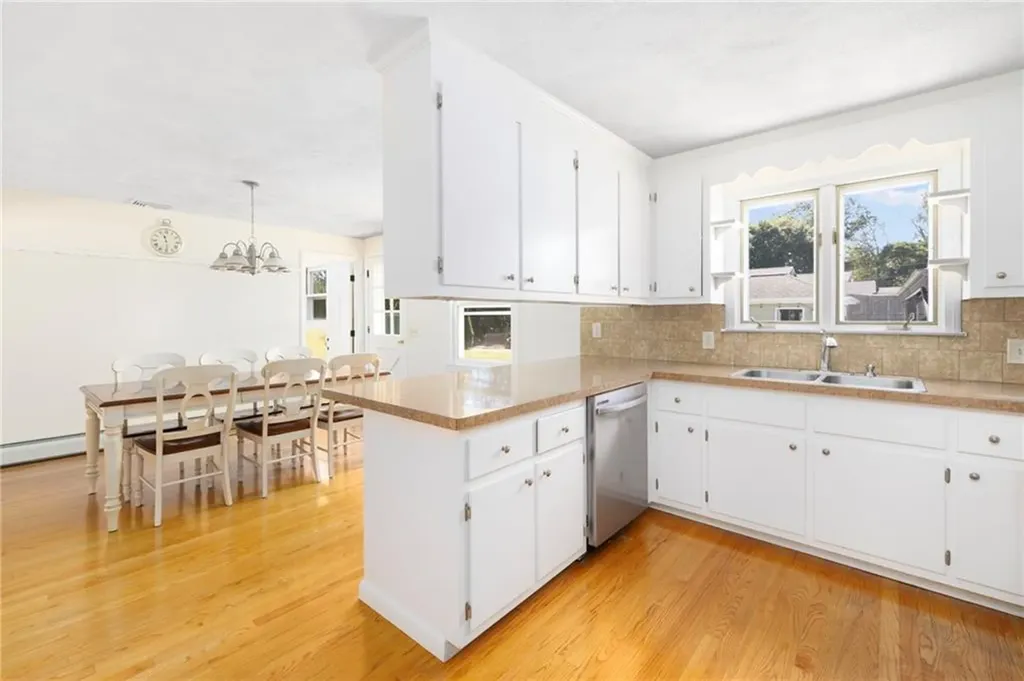 46 Ray Street Coventry RI 02816