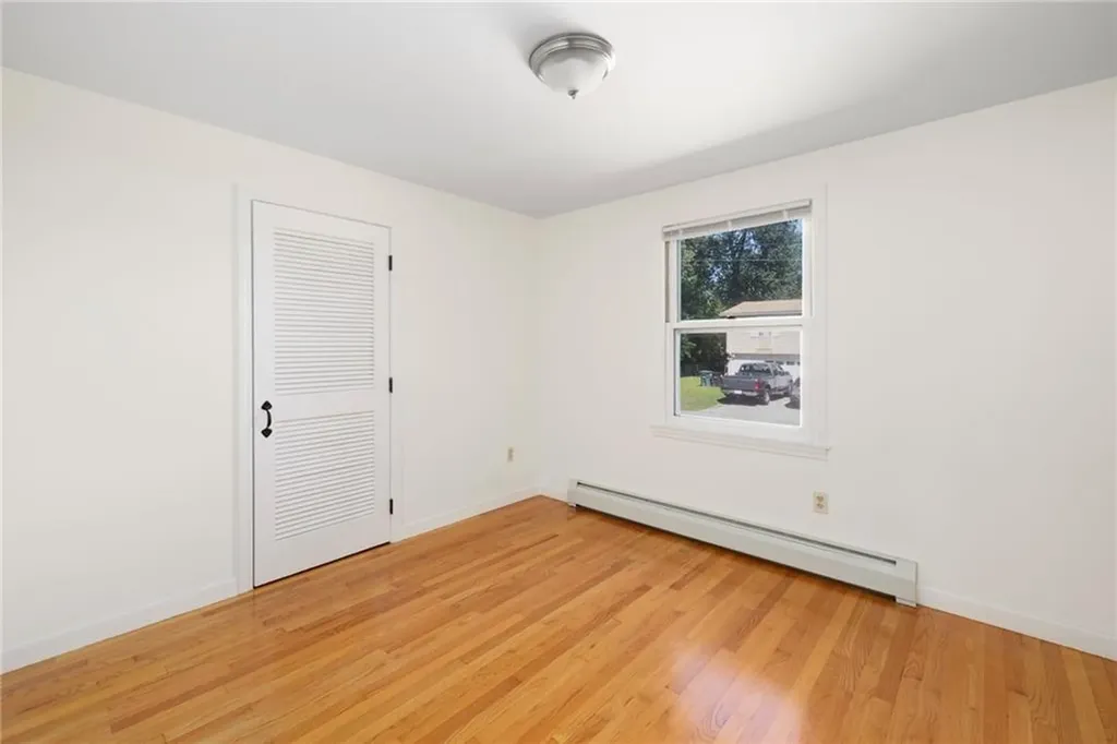 46 Ray Street Coventry RI 02816
