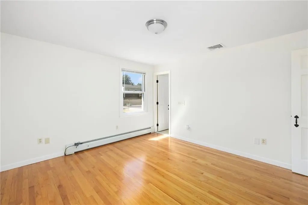 46 Ray Street Coventry RI 02816