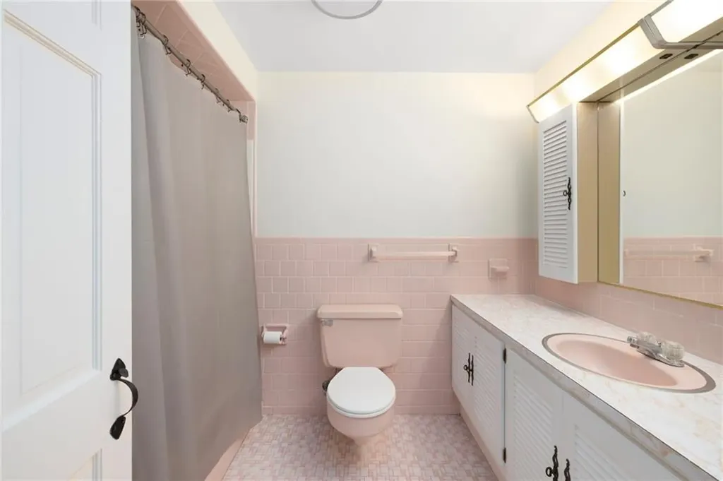 46 Ray Street Coventry RI 02816