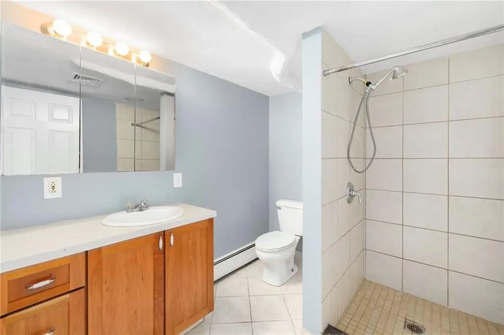46 Ray Street Coventry RI 02816