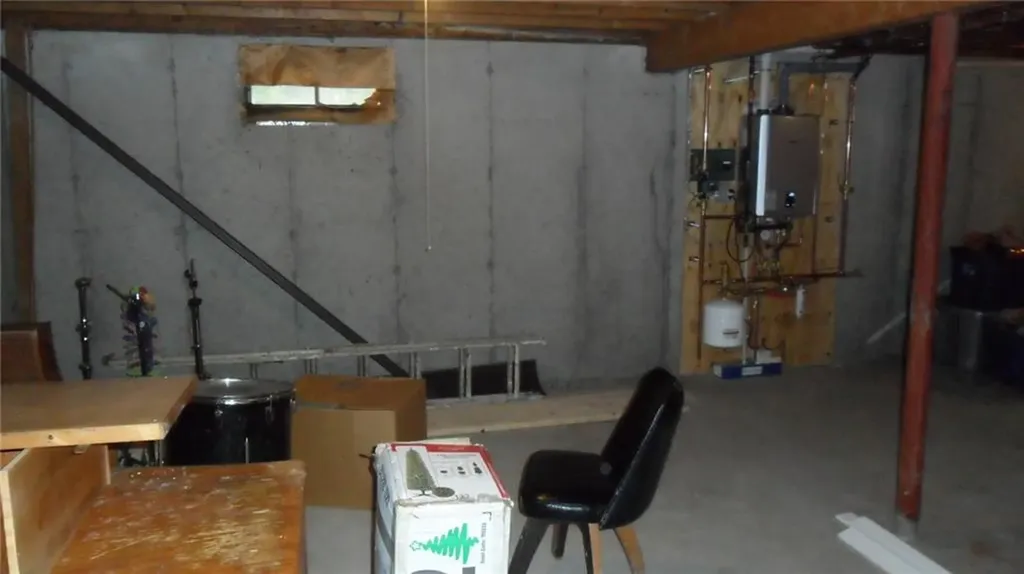 16 Ruzzi Street Cranston RI 02920