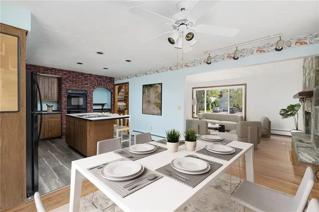 35 Tobin Lane Bristol RI 02809