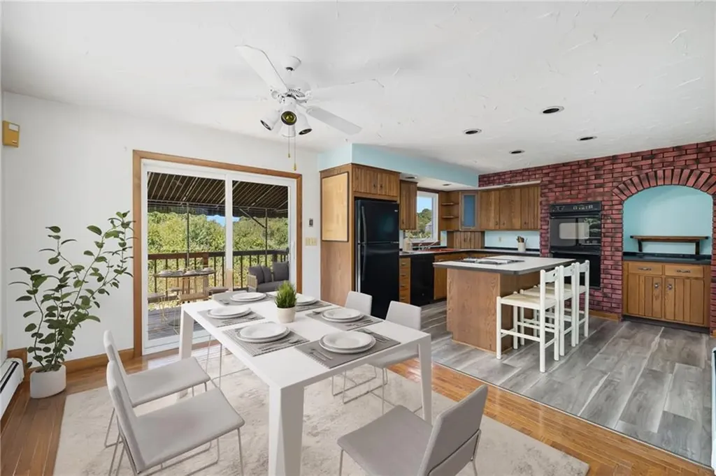 35 Tobin Lane Bristol RI 02809
