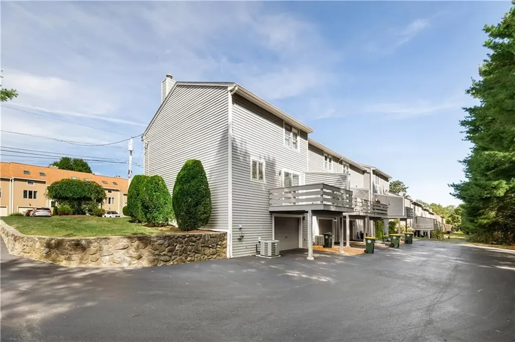 6 Tamarac Drive Smithfield RI 02828