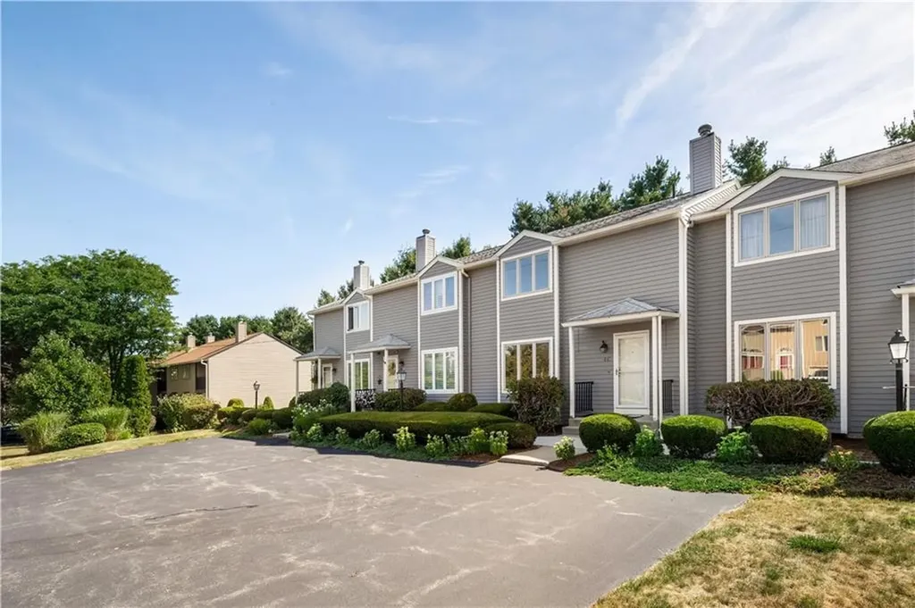6 Tamarac Drive Smithfield RI 02828