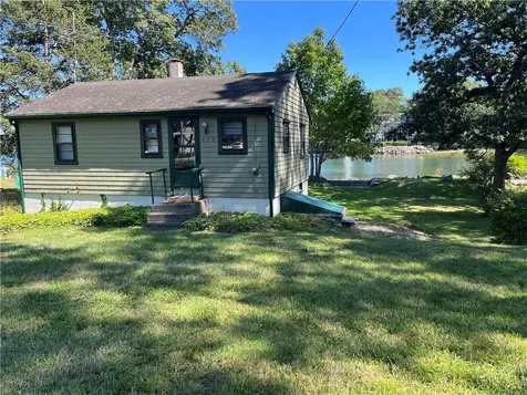 229 Earle Drive North Kingstown RI 02852