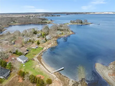 229 Earle Drive North Kingstown RI 02852