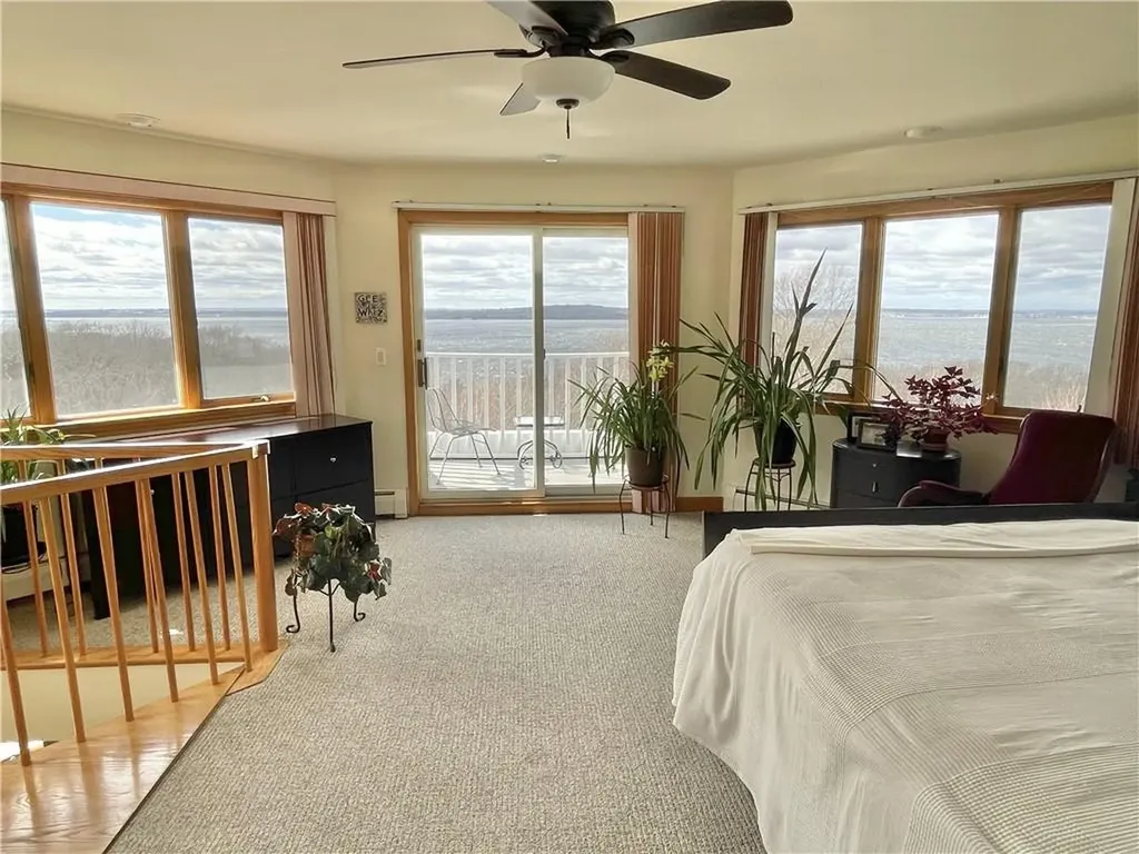 108 Horizon Drive Tiverton RI 02878