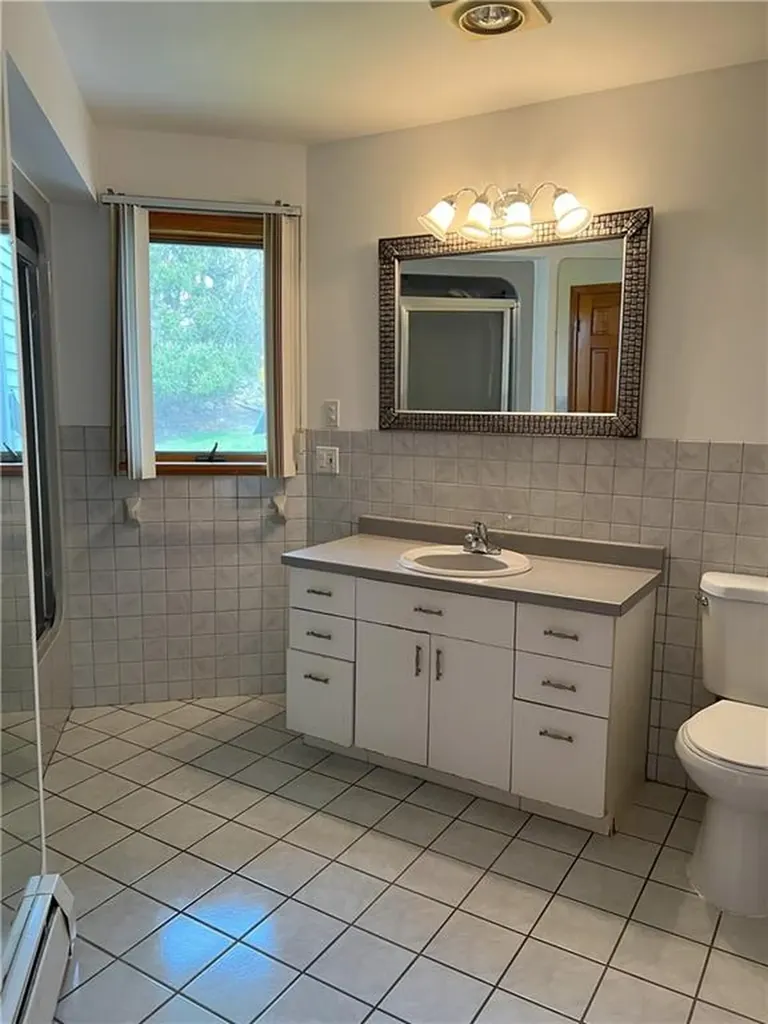 108 Horizon Drive Tiverton RI 02878