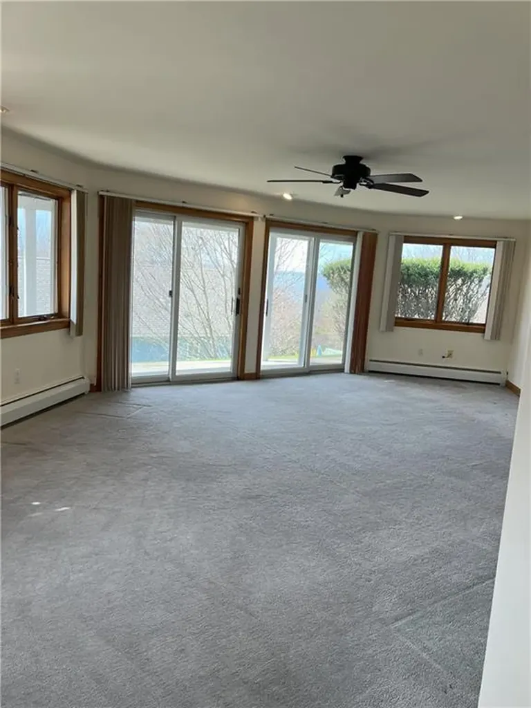 108 Horizon Drive Tiverton RI 02878