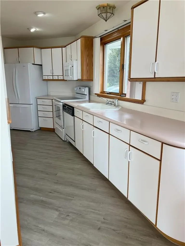 108 Horizon Drive Tiverton RI 02878