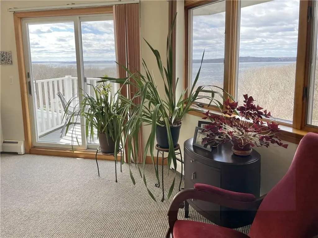 108 Horizon Drive Tiverton RI 02878