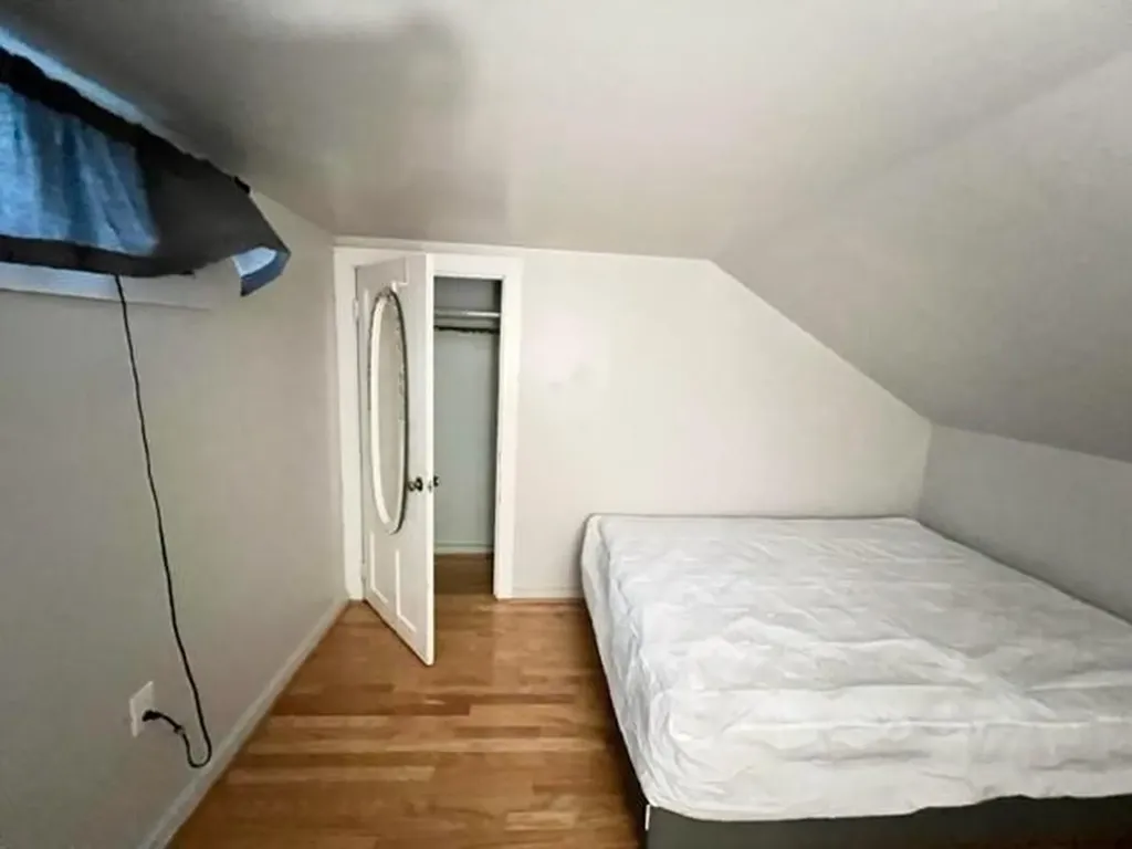 10 Hammond Street Newport RI 02840