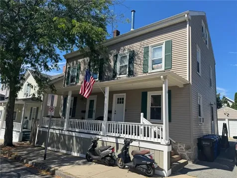 10 Hammond Street Newport RI 02840