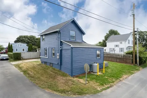55 Ormerod Avenue Portsmouth RI 02871