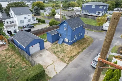55 Ormerod Avenue Portsmouth RI 02871