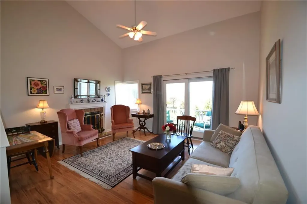 49 Seabreeze Lane Bristol RI 02809