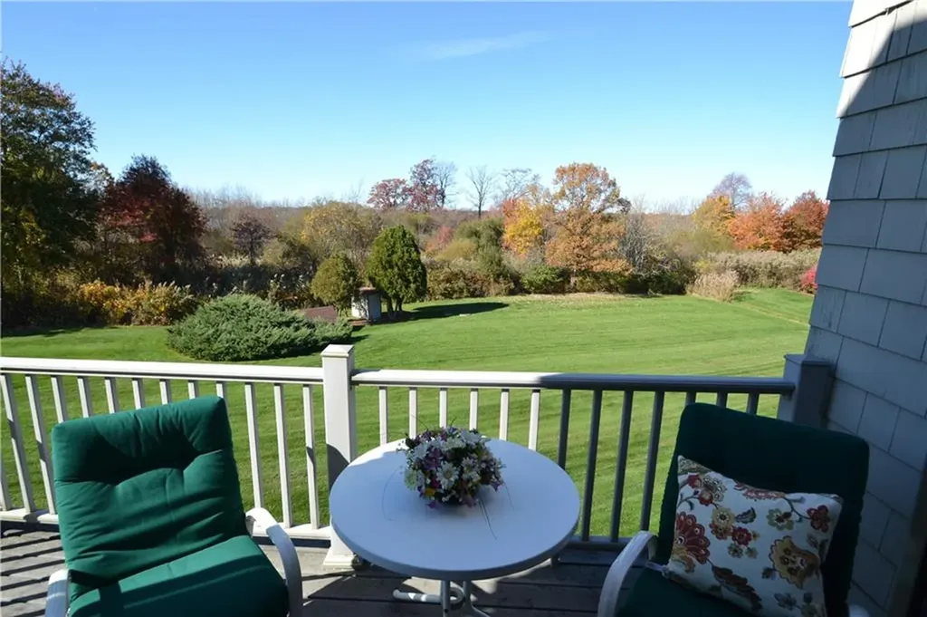 49 Seabreeze Lane Bristol RI 02809
