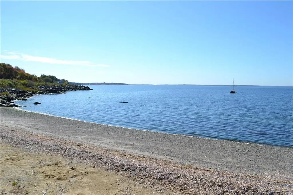 49 Seabreeze Lane Bristol RI 02809