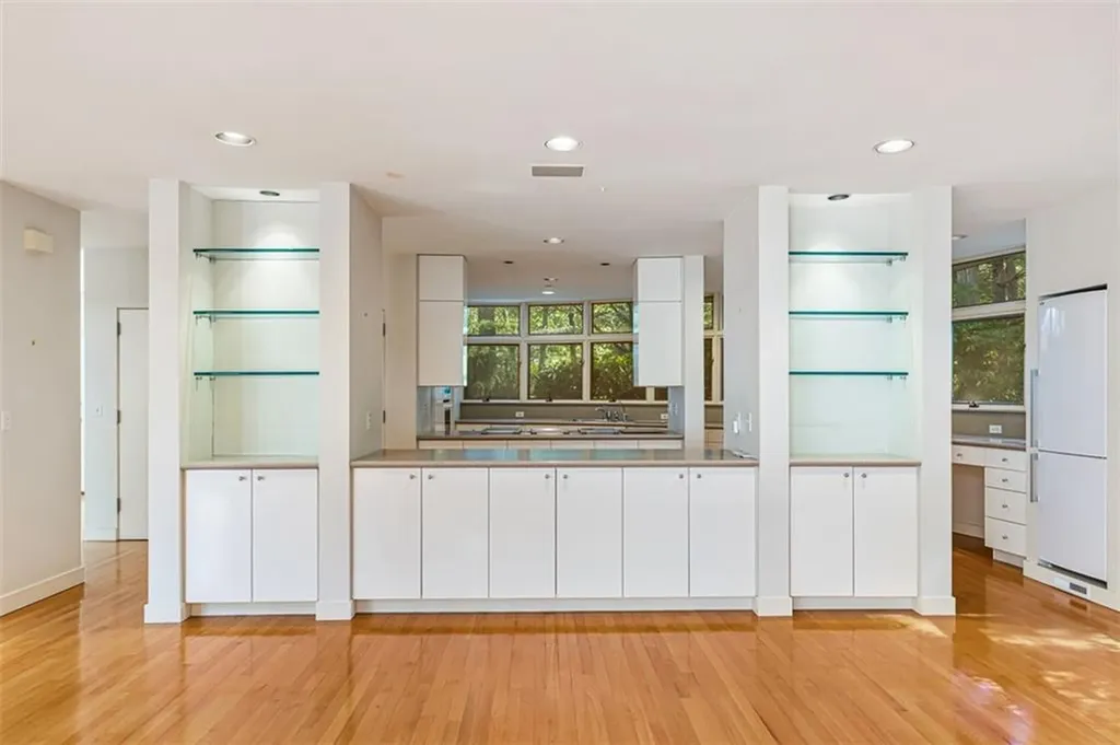 9 Oak Hill Drive Lincoln RI 02865