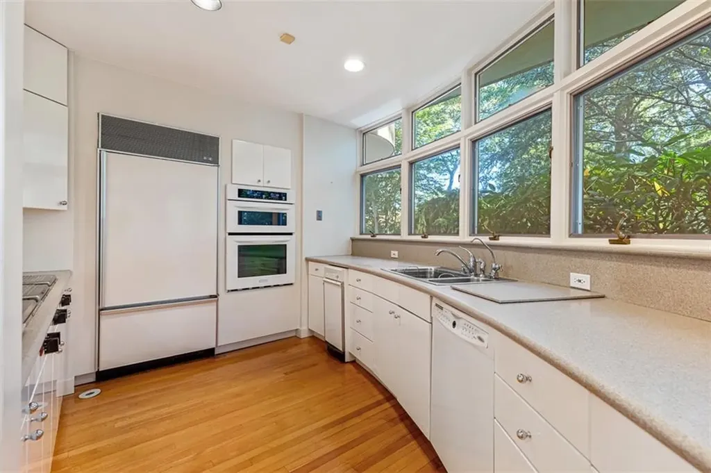 9 Oak Hill Drive Lincoln RI 02865