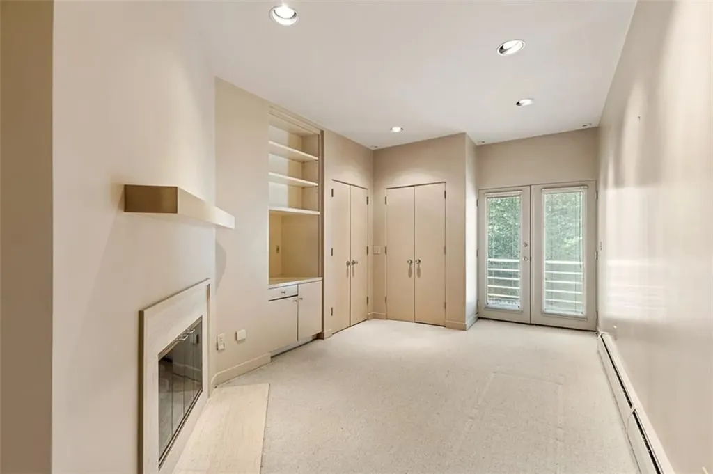 9 Oak Hill Drive Lincoln RI 02865