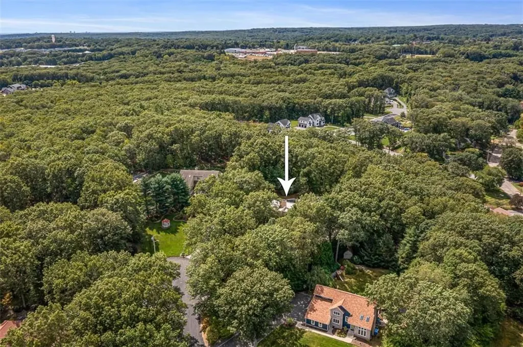 9 Oak Hill Drive Lincoln RI 02865