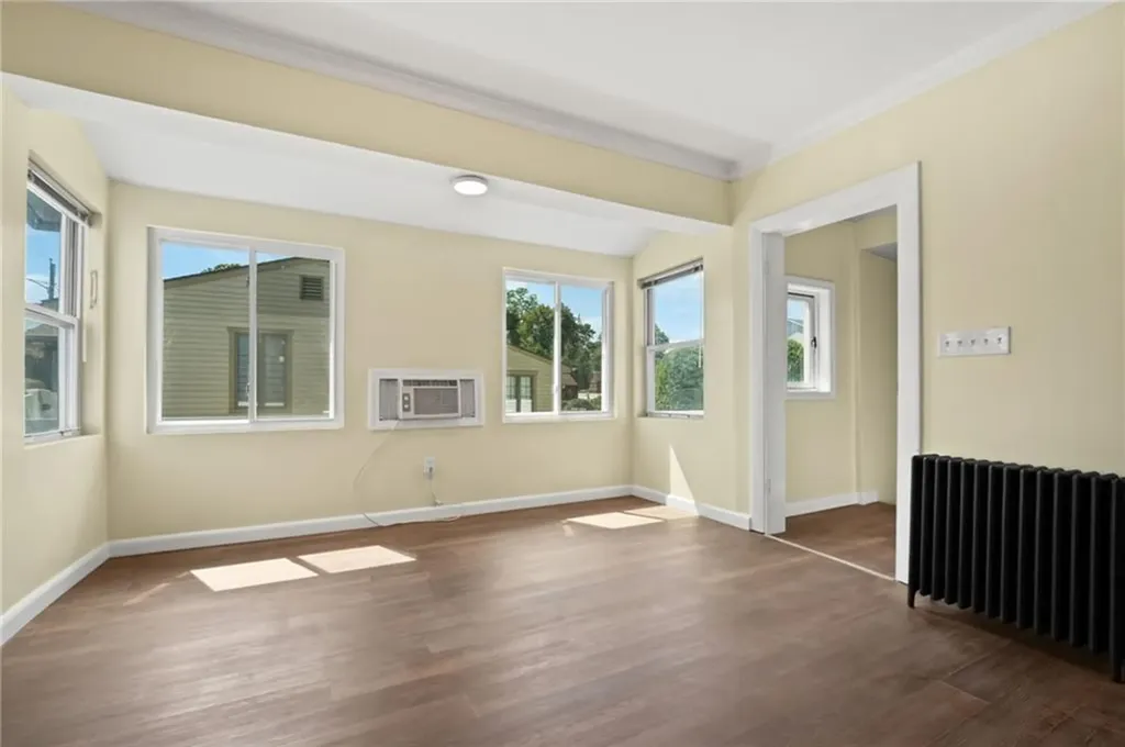 211 Irving Road Warwick RI 02888