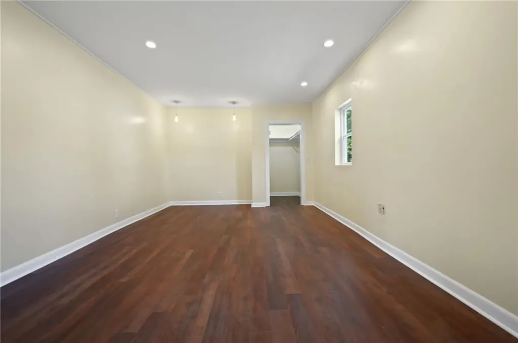 211 Irving Road Warwick RI 02888
