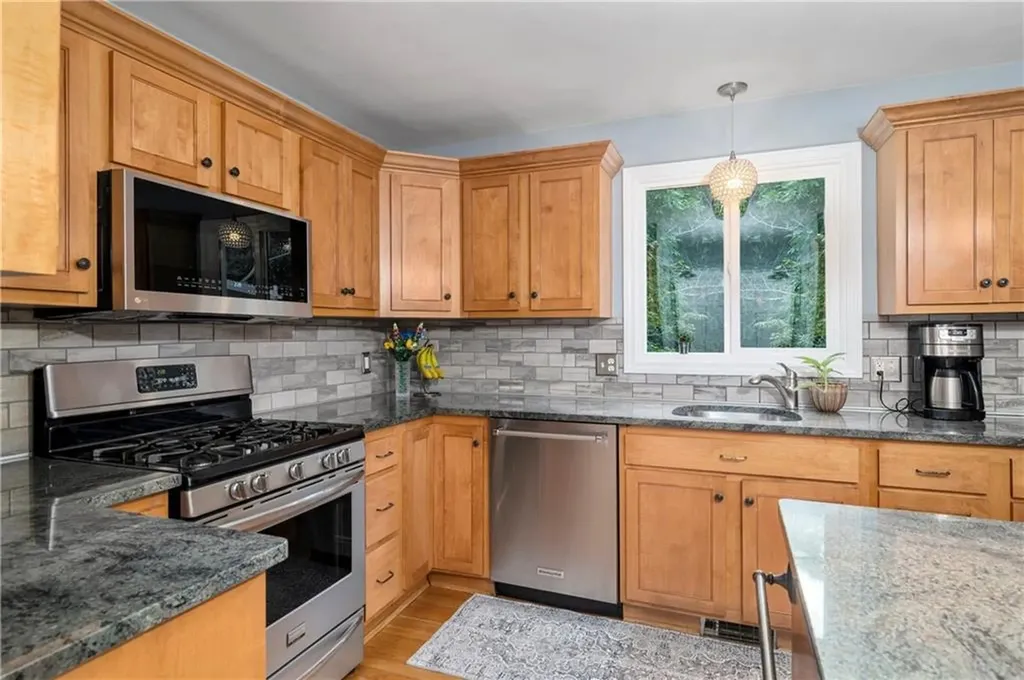 26 Mashie Road Cumberland RI 02864