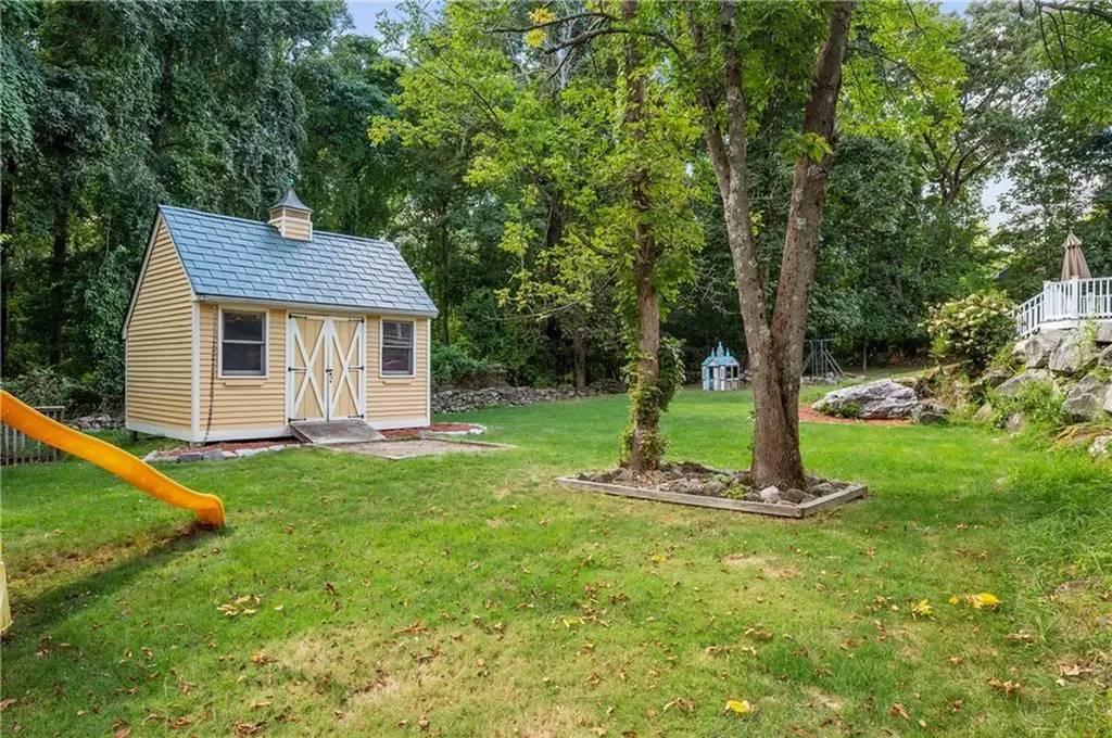 26 Mashie Road Cumberland RI 02864