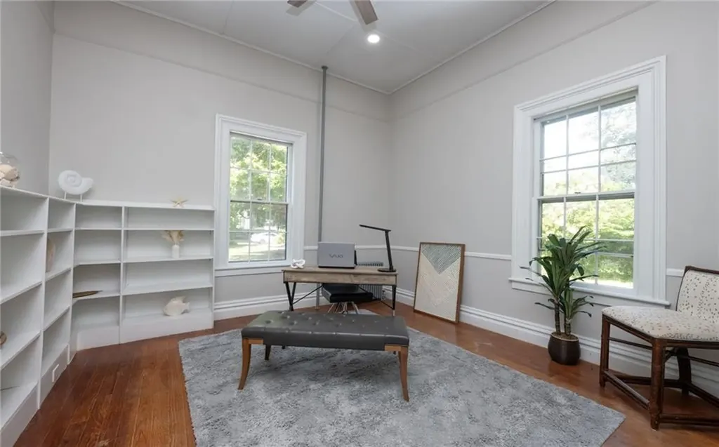 81 Old North Road South Kingstown RI 02881